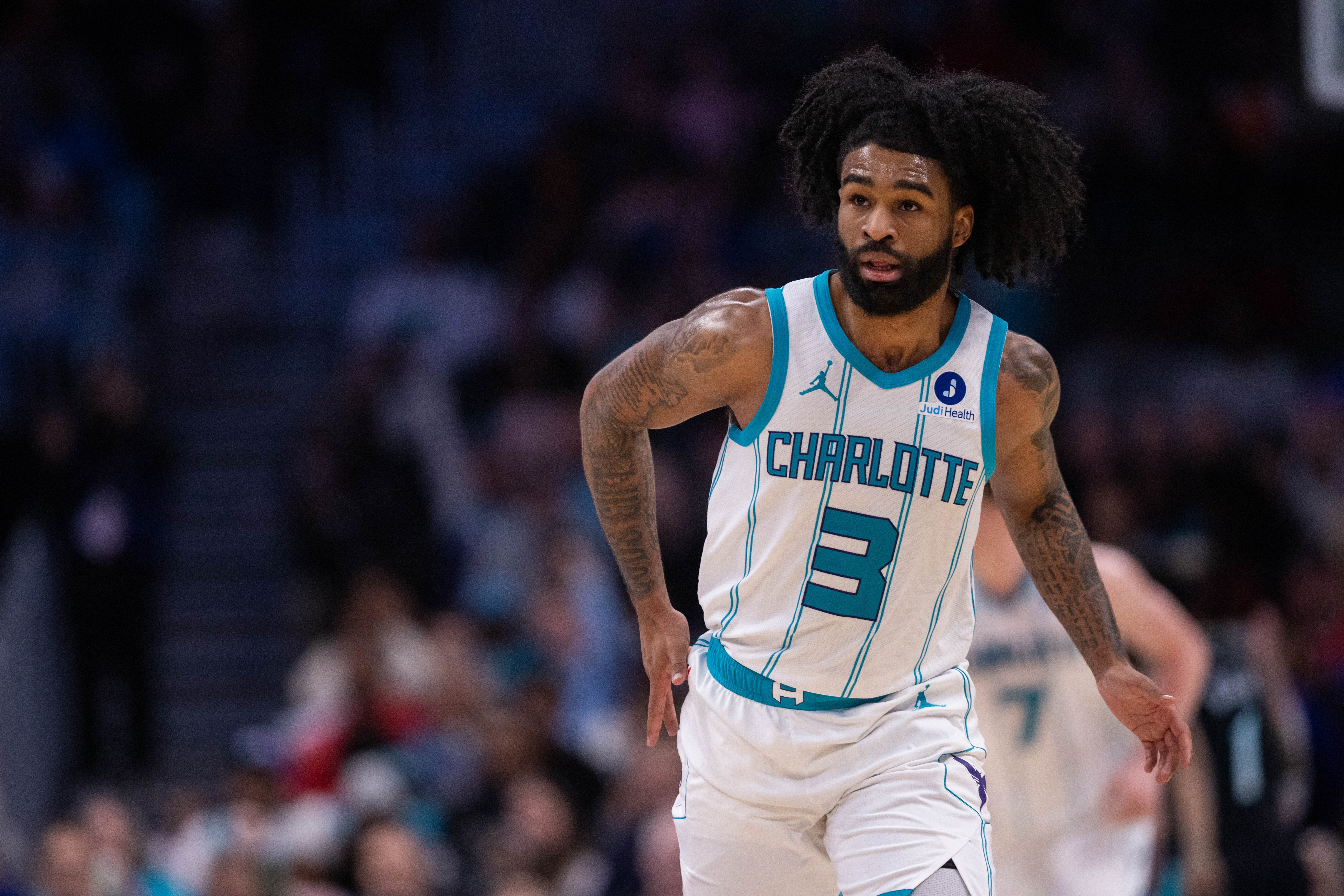 华体会官网-黄蜂主帅：科比·怀特有特别价值 多了一个持球点和进攻发起者